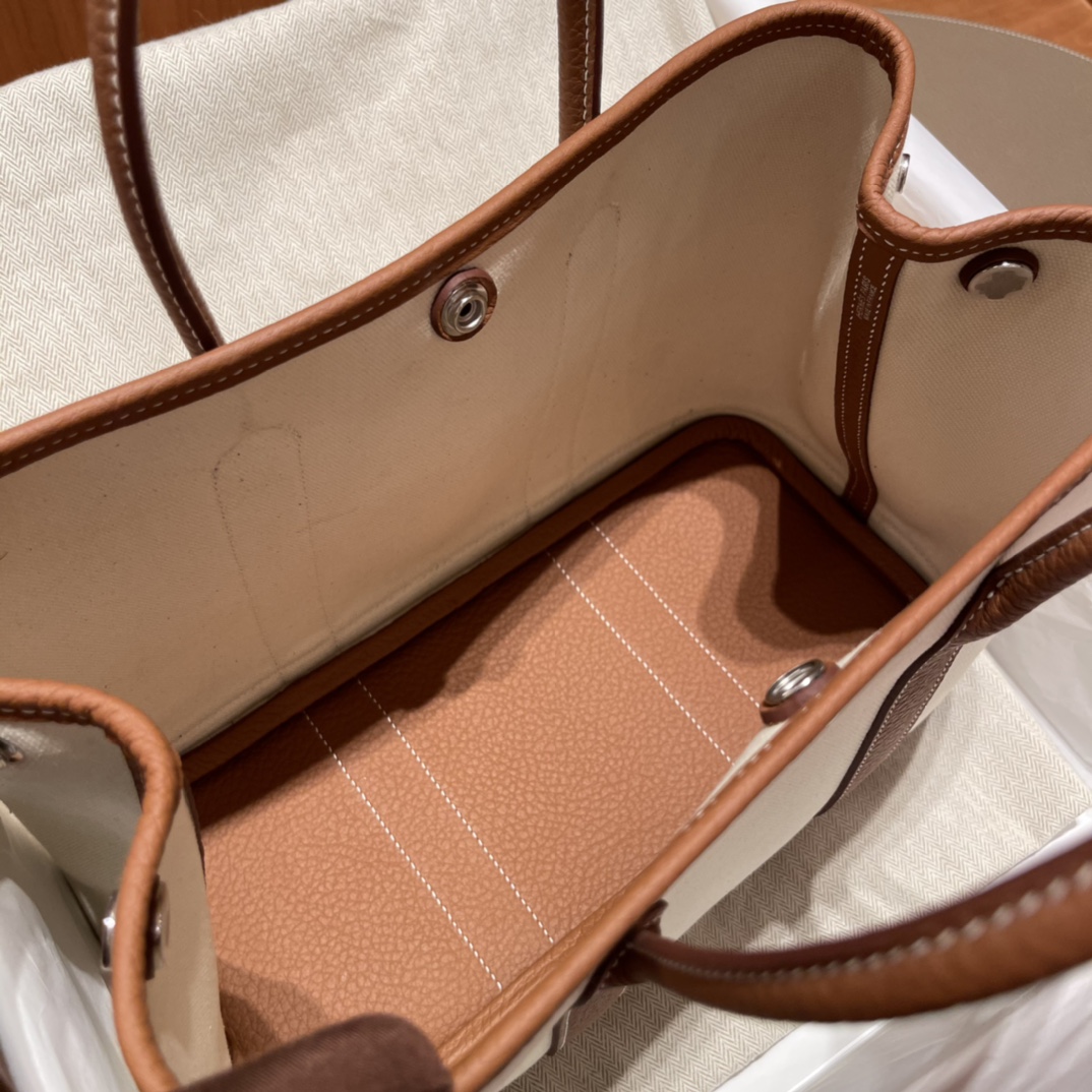 에르메스 가든파티30 캔버스 골드 네곤다